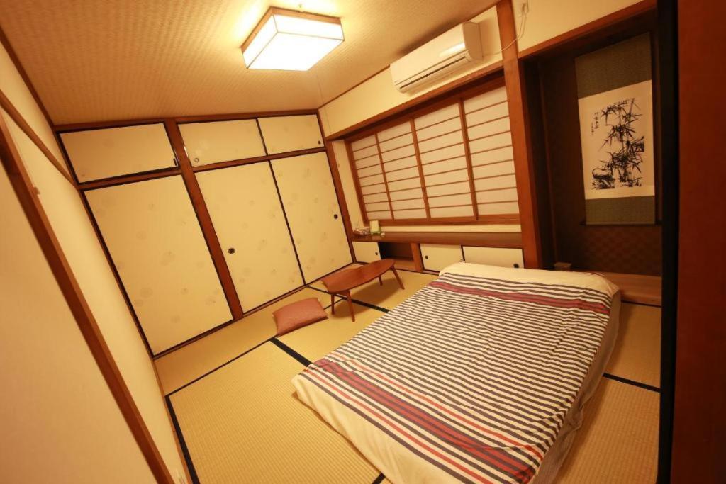 Hotel 金閣荘 Kioto Zewnętrze zdjęcie