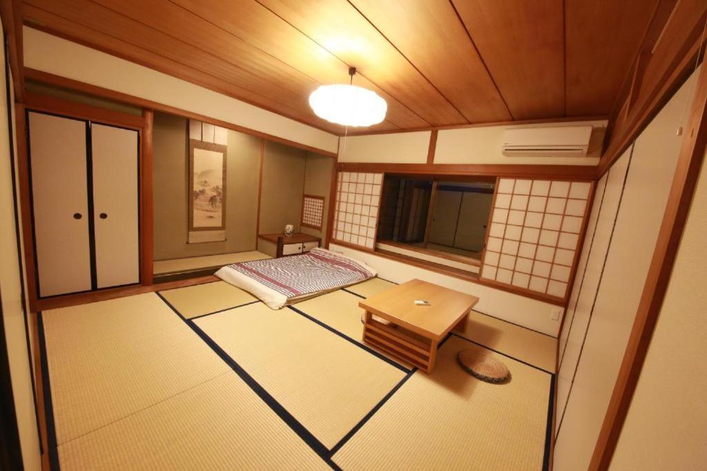 Hotel 金閣荘 Kioto Zewnętrze zdjęcie