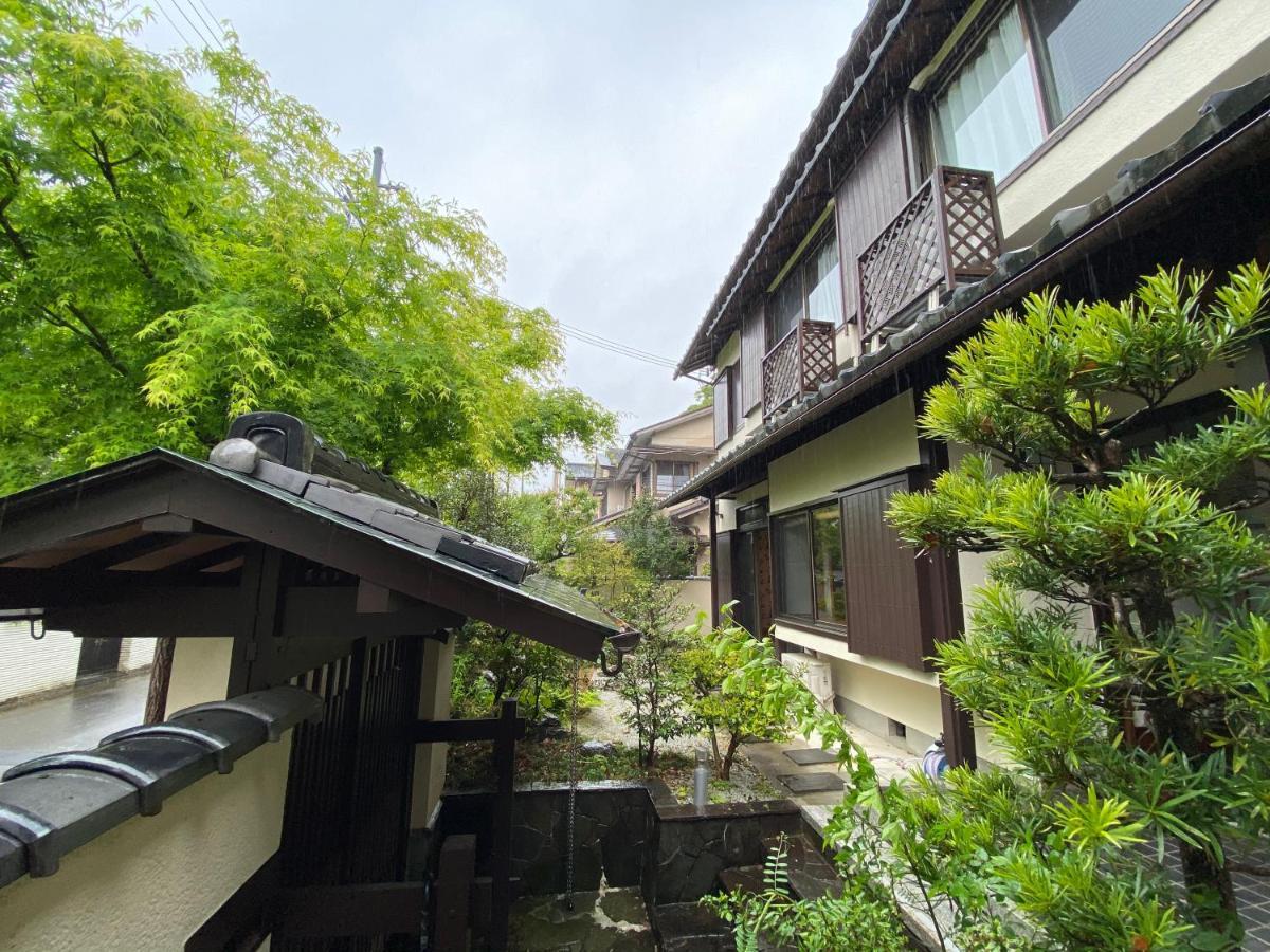 Hotel 金閣荘 Kioto Zewnętrze zdjęcie