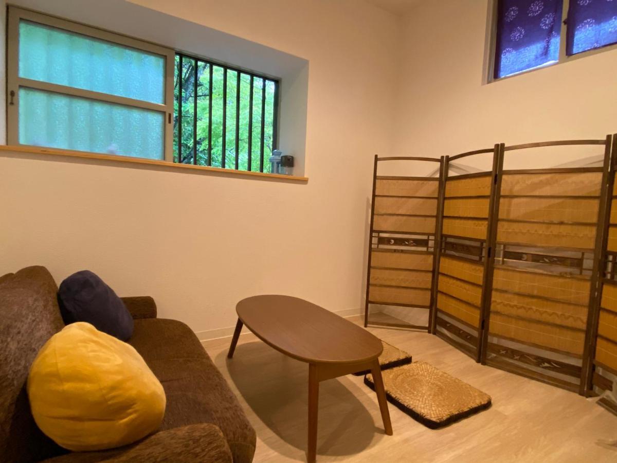 Hotel 金閣荘 Kioto Zewnętrze zdjęcie